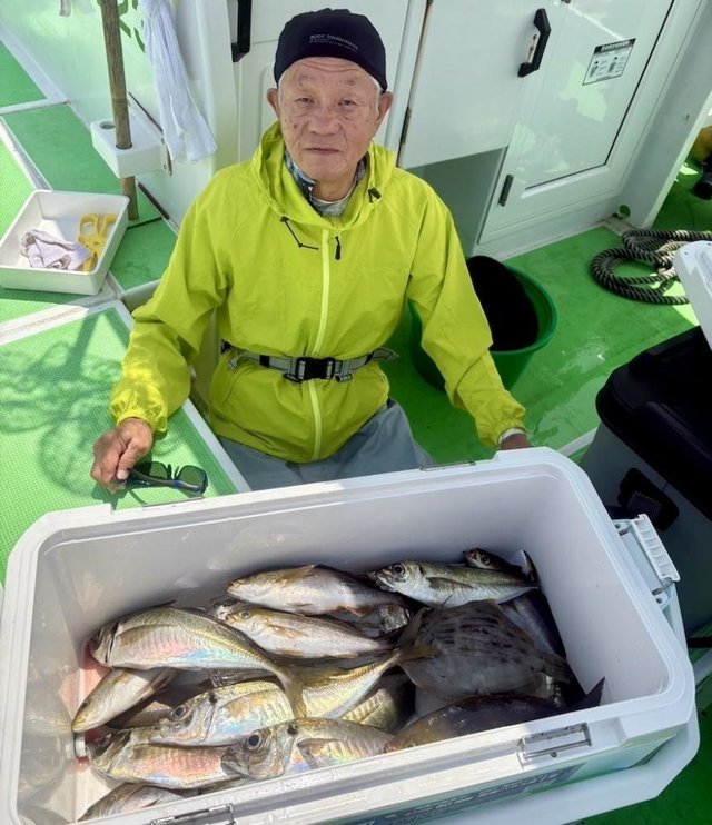 アジ(マアジ)・イサキ・カワハギ