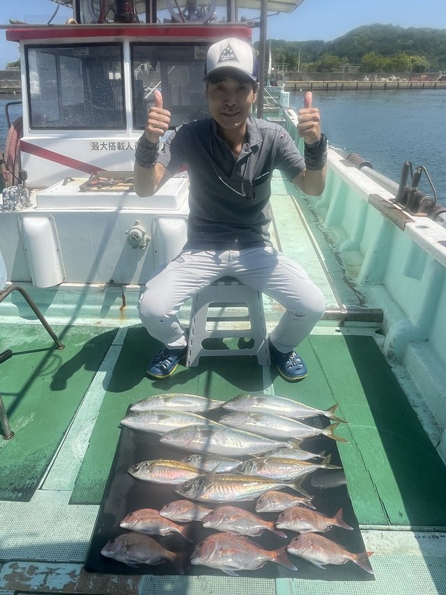 チャリコ(マダイ)・マアジ・ハマチ(ブリ)