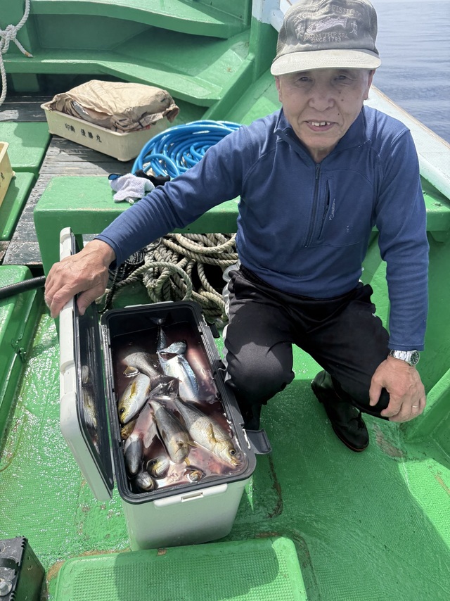 イサギ(イサキ)