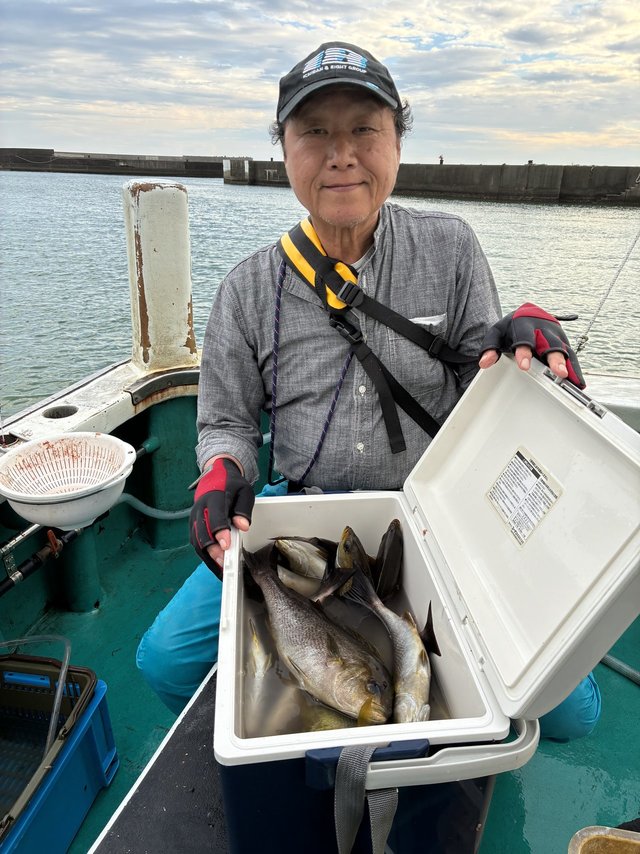 イサギ(イサキ)