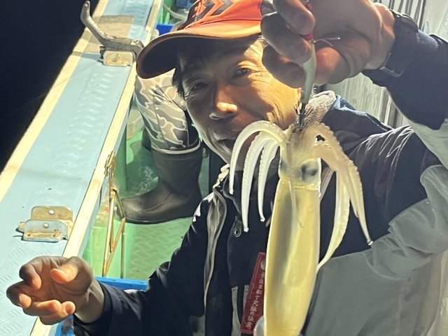 イカ(ケンサキイカ)