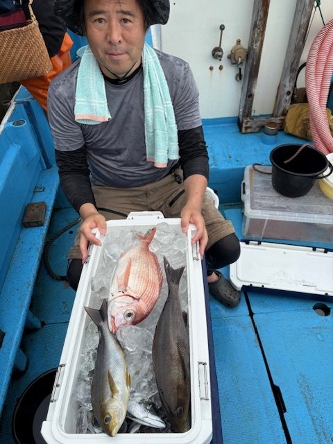 ハナダイ(チダイ)・アジ(マアジ)・イサキ・サバ(ゴマサバ)