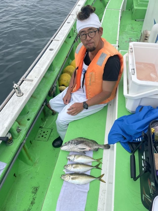 クロダイ・アジ(マアジ)