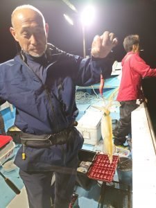 シロイカ(ケンサキイカ)