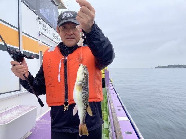 ショウサイフグ