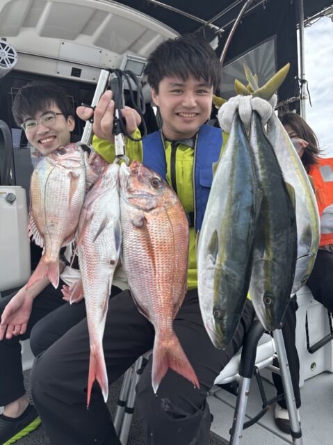 マダイ・ハマチ(ブリ)