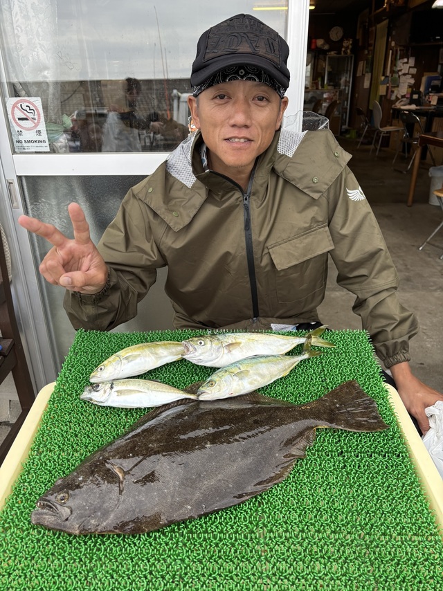 アジ(マアジ)・ヒラメ