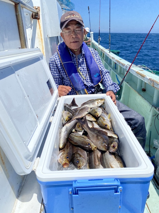 イサギ(イサキ)