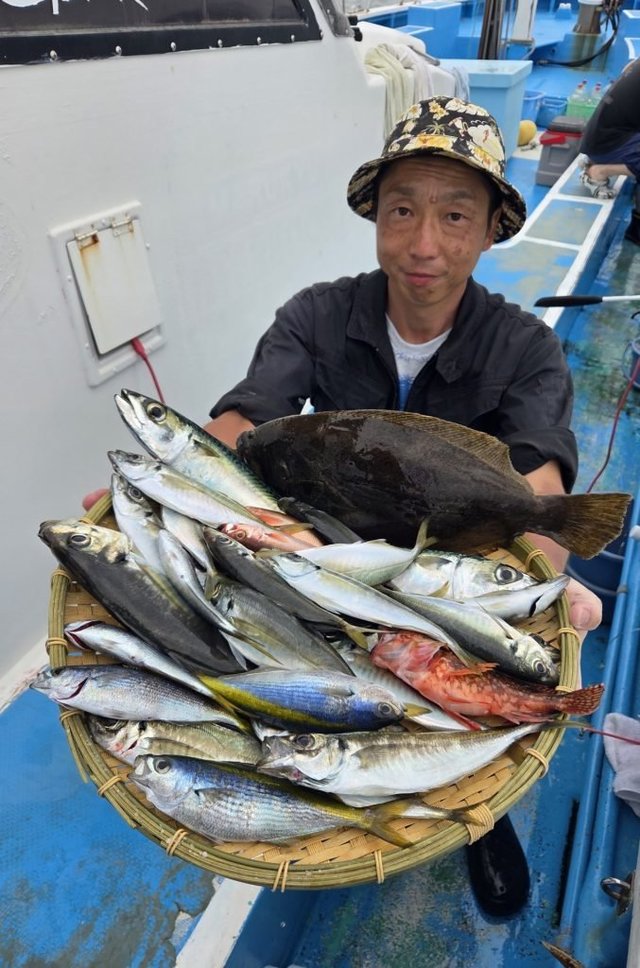 アジ(マアジ)・タカベ・イサキ・クロムツ・ソウダガツオ(ヒラソウダ)・ヒラメ・ハチビキ・サバ(ゴマサバ)・イワシ(カタクチイワシ)