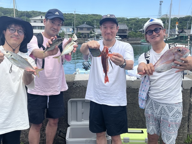 タイ(マダイ)・マアジ・ホウボウ