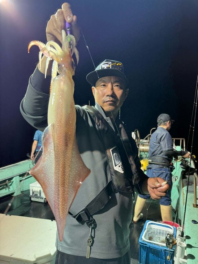 イカ(ケンサキイカ)