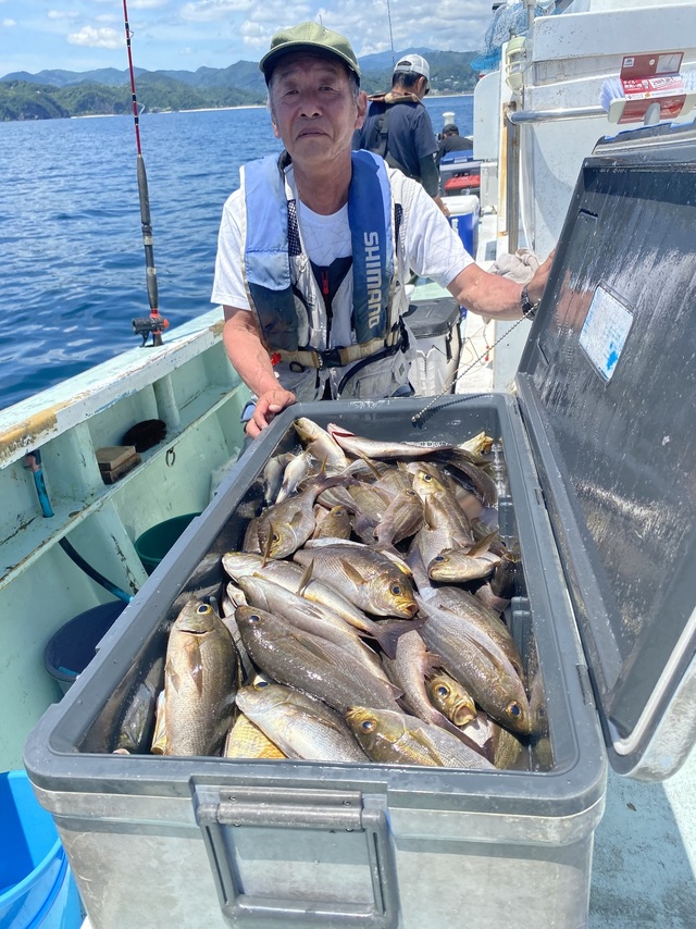 イサギ(イサキ)