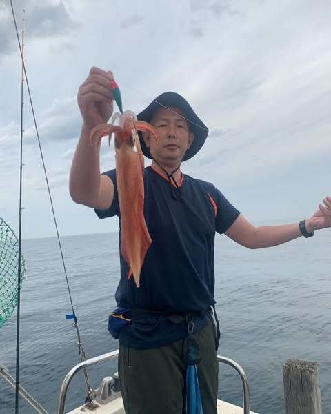 イカ(ケンサキイカ)