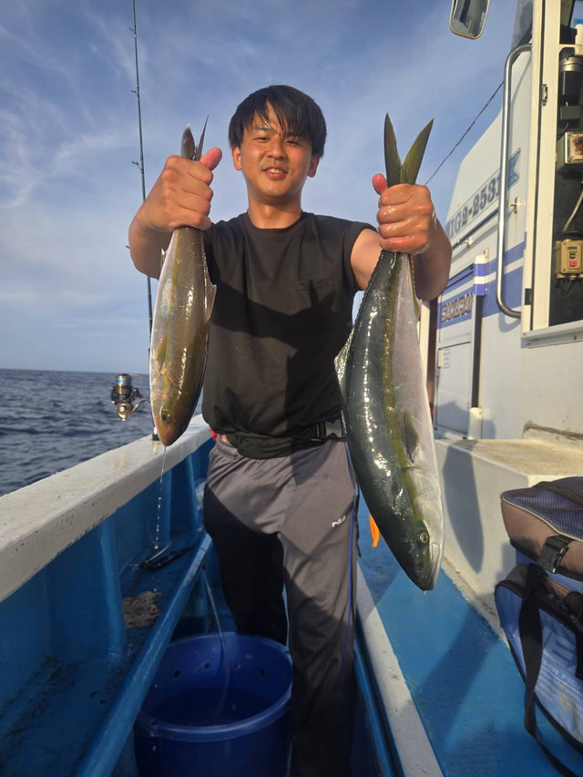 イナダ(ブリ)・カンパチ