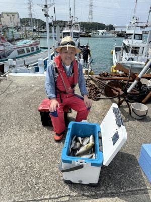 イサギ(イサキ)