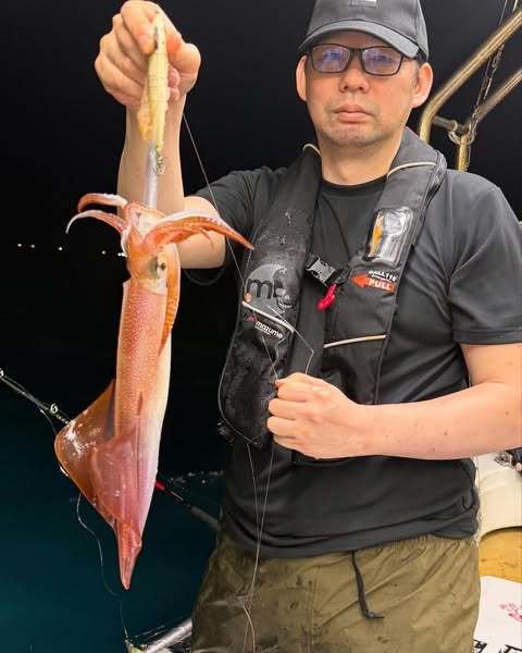 イカ(ケンサキイカ)