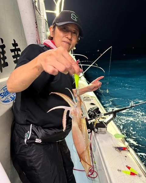 イカ(ケンサキイカ)