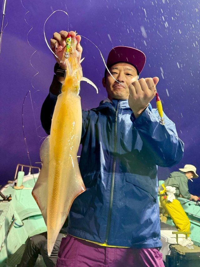 イカ(ケンサキイカ)