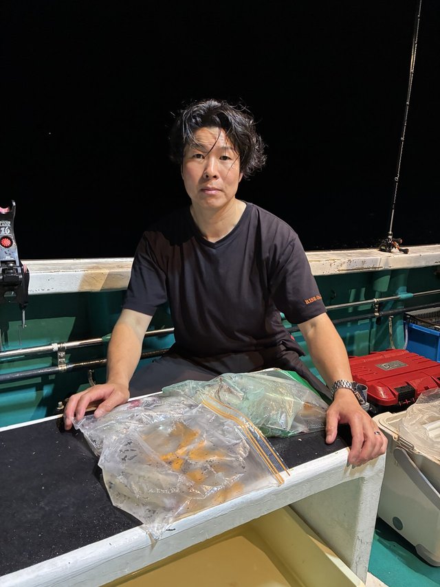 アカイカ(ケンサキイカ)