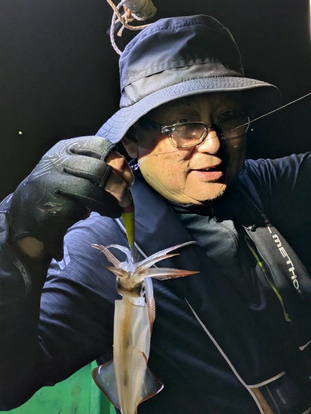 イカ(ケンサキイカ)