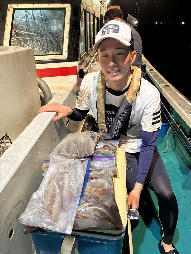 アカイカ(ケンサキイカ)