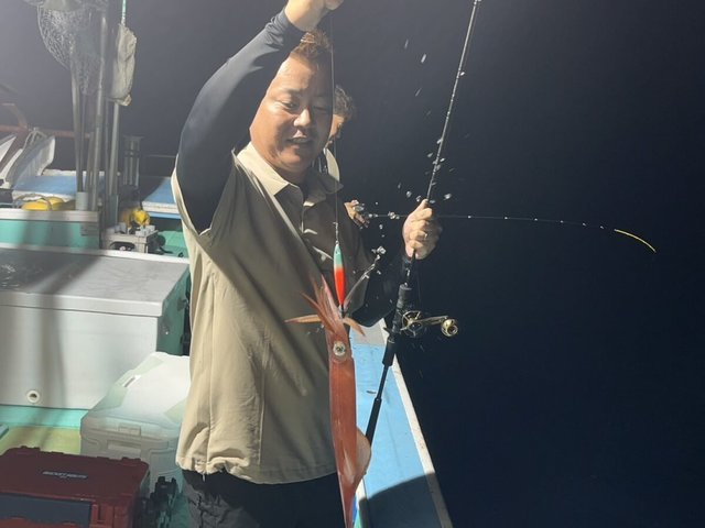 イカ(ケンサキイカ)