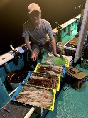 アカイカ(ケンサキイカ)