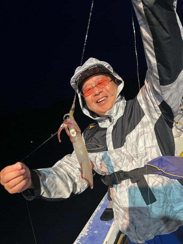 マルイカ(ケンサキイカ)