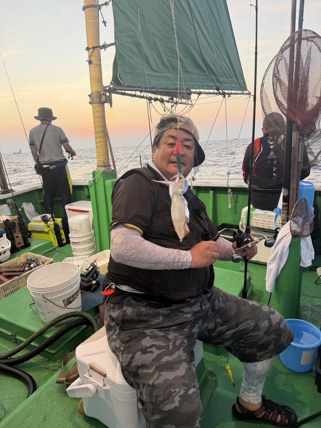 アカイカ(ケンサキイカ)