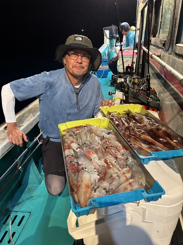 アカイカ(ケンサキイカ)