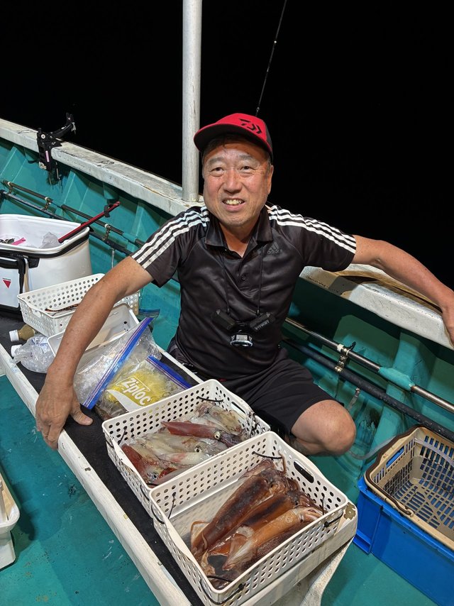 アカイカ(ケンサキイカ)