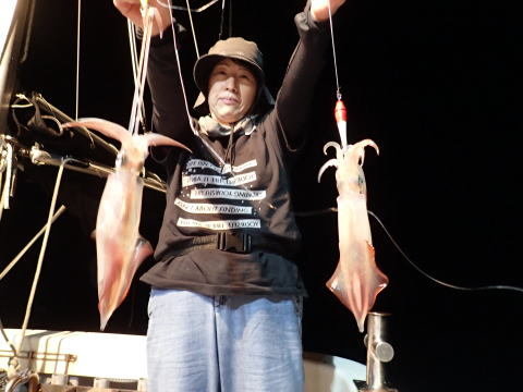 シロイカ(ケンサキイカ)