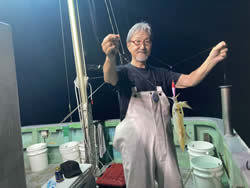 アカイカ(ケンサキイカ)