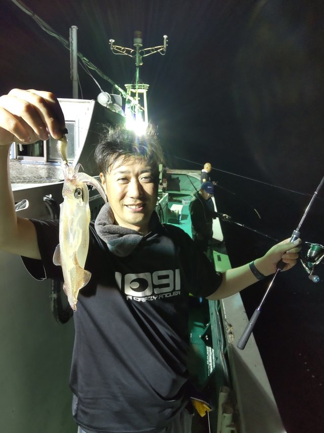 シロイカ(ケンサキイカ)