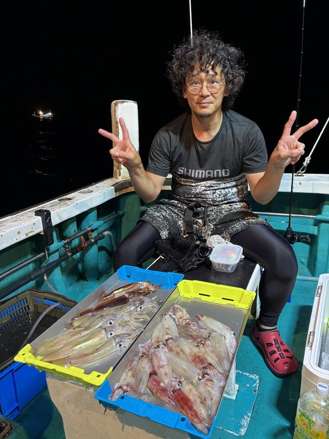 アカイカ(ケンサキイカ)