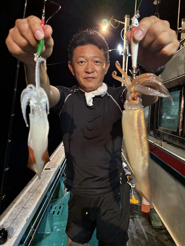 アカイカ(ケンサキイカ)