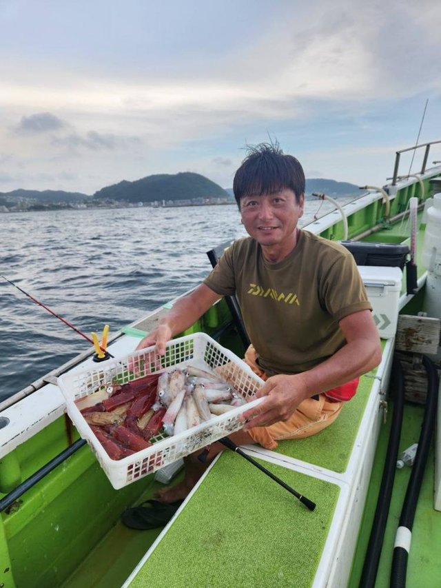 マルイカ(ケンサキイカ)