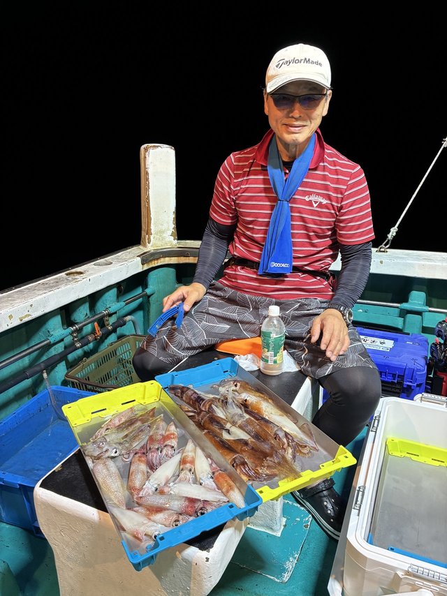 アカイカ(ケンサキイカ)