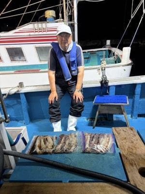 アカイカ(ケンサキイカ)・スルメイカ