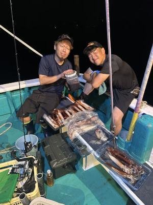 アカイカ(ケンサキイカ)・スルメ(スルメイカ)