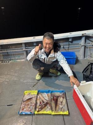 アカイカ(ケンサキイカ)・スルメ(スルメイカ)