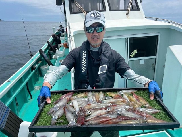 マルイカ(ケンサキイカ)