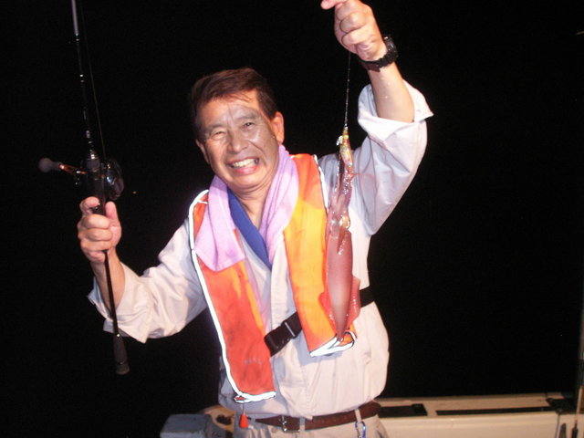 シロイカ(ケンサキイカ)