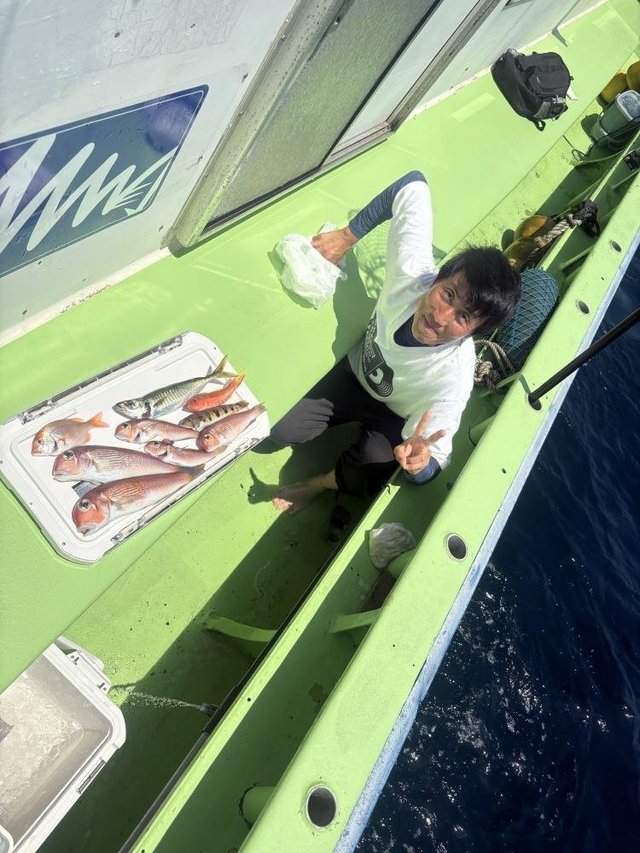 キダイ・アジ(マアジ)・アマダイ(アカアマダイ)・アカボラ(ヒメコダイ)