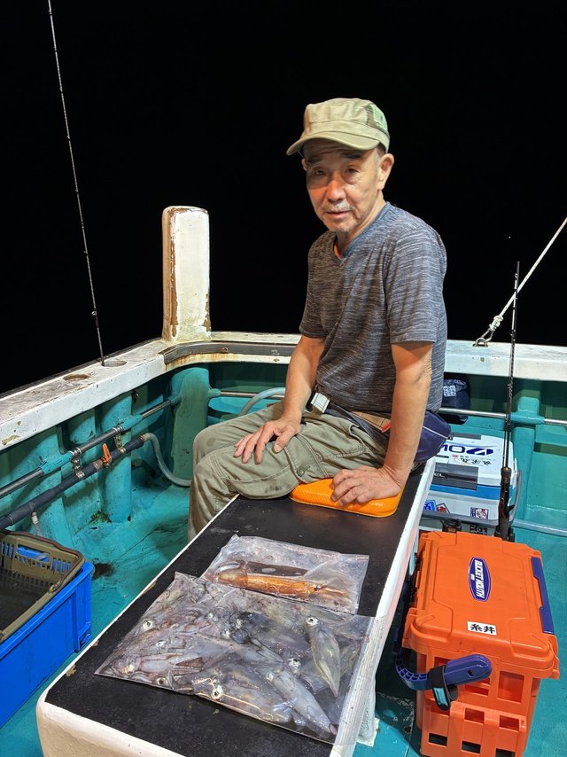 アカイカ(ケンサキイカ)