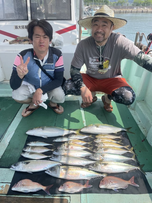 チャリコ(マダイ)・マアジ・ハマチ(ブリ)・イサキ・マサバ