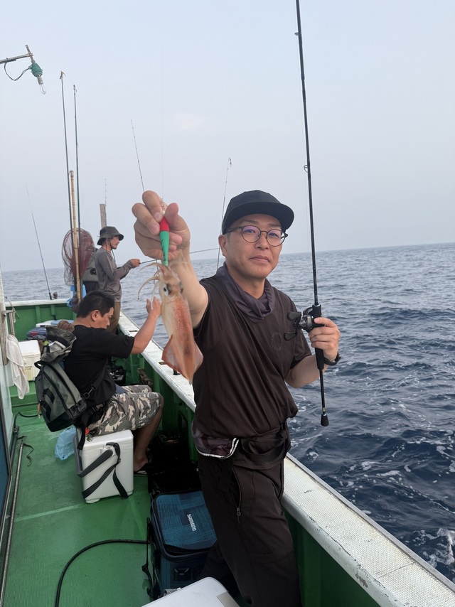 アカイカ(ケンサキイカ)