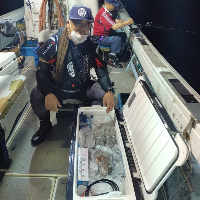 イカ(ケンサキイカ)