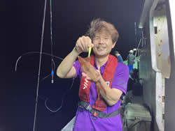 アカイカ(ケンサキイカ)