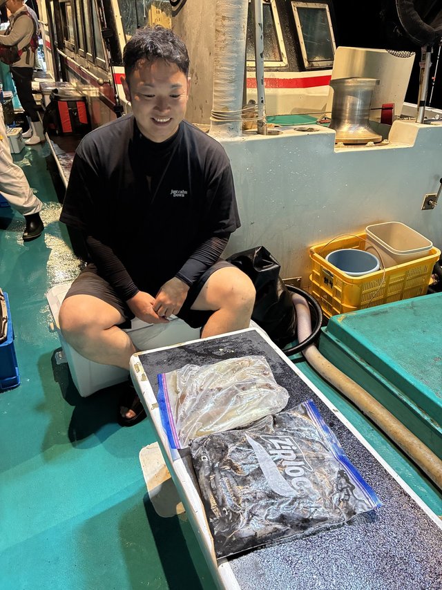 アカイカ(ケンサキイカ)